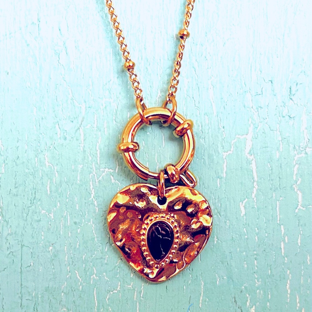 NWT Handmade 18k Gold plated Heart Pendant Necklace